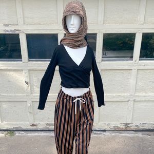 Forever 21 Long Sleeve Cropped Top